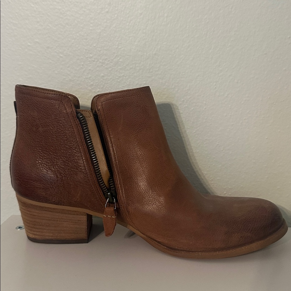 Clark’s Artisan Collection Cognac Tan Brown Leather Booties Size 11 - Picture 7 of 11